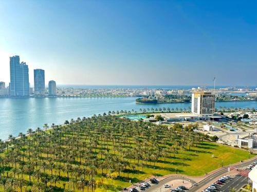 Al Majaz Apartment | Sharjah 2-Bed Near Al Majaz Waterfront