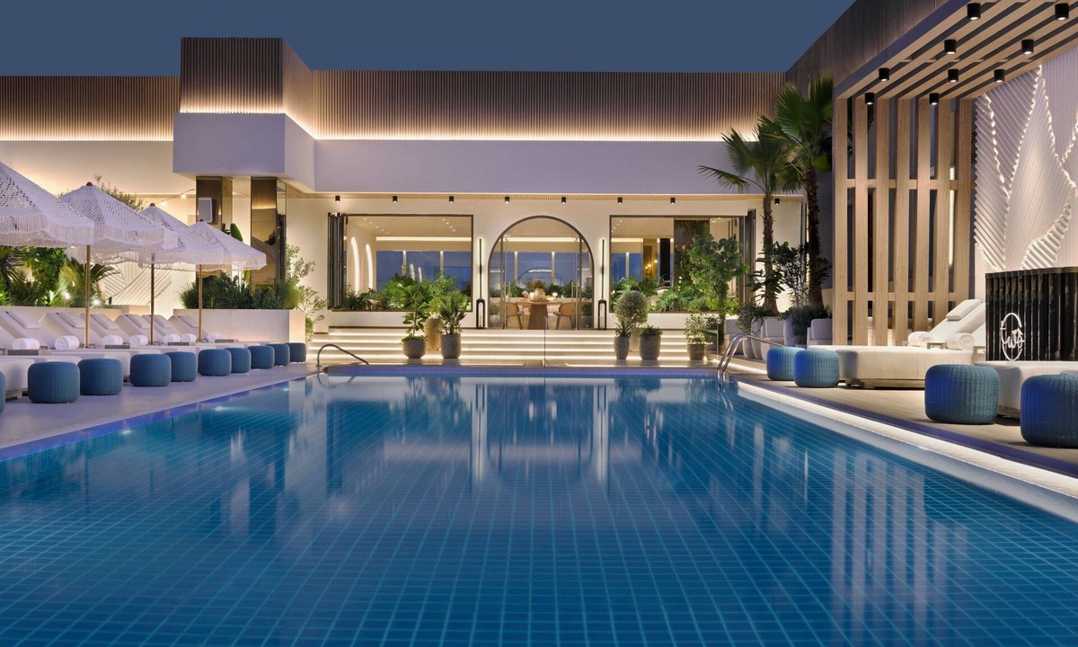 Trade Center Hotel | Sheraton Grand Hotel, Dubai