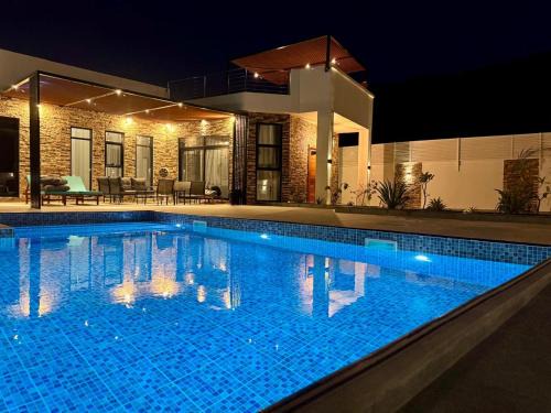 Muttrah Ski Chalet | Sifah Breeze