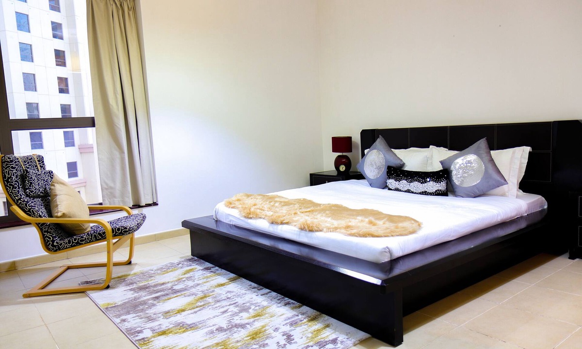 Jumeirah Beach Residence Apartment | Signature Holiday Homes - Spacious Furnished 1 BHK in Murjan 1, JBR