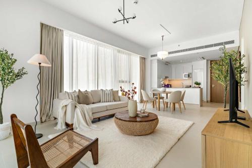 Al Safa Apartment | Silkhaus Vacation Homes Charming 1BDR in Canal Front Tower