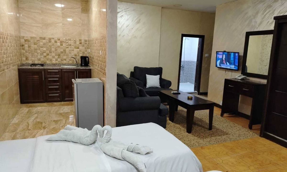 Jabal Al-Hussein Hotel | Siveen Hotel