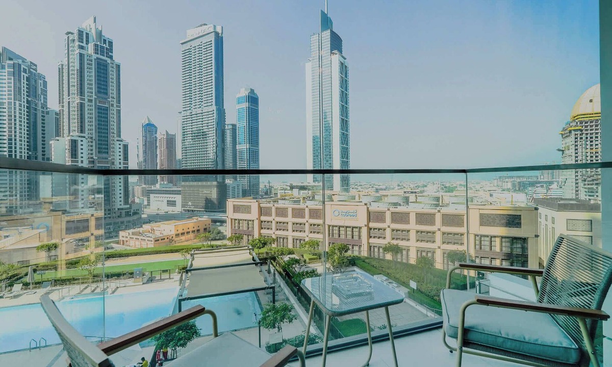 Downtown Dubai Apartment | Skyline and Pool View, Furnished, Downtown
