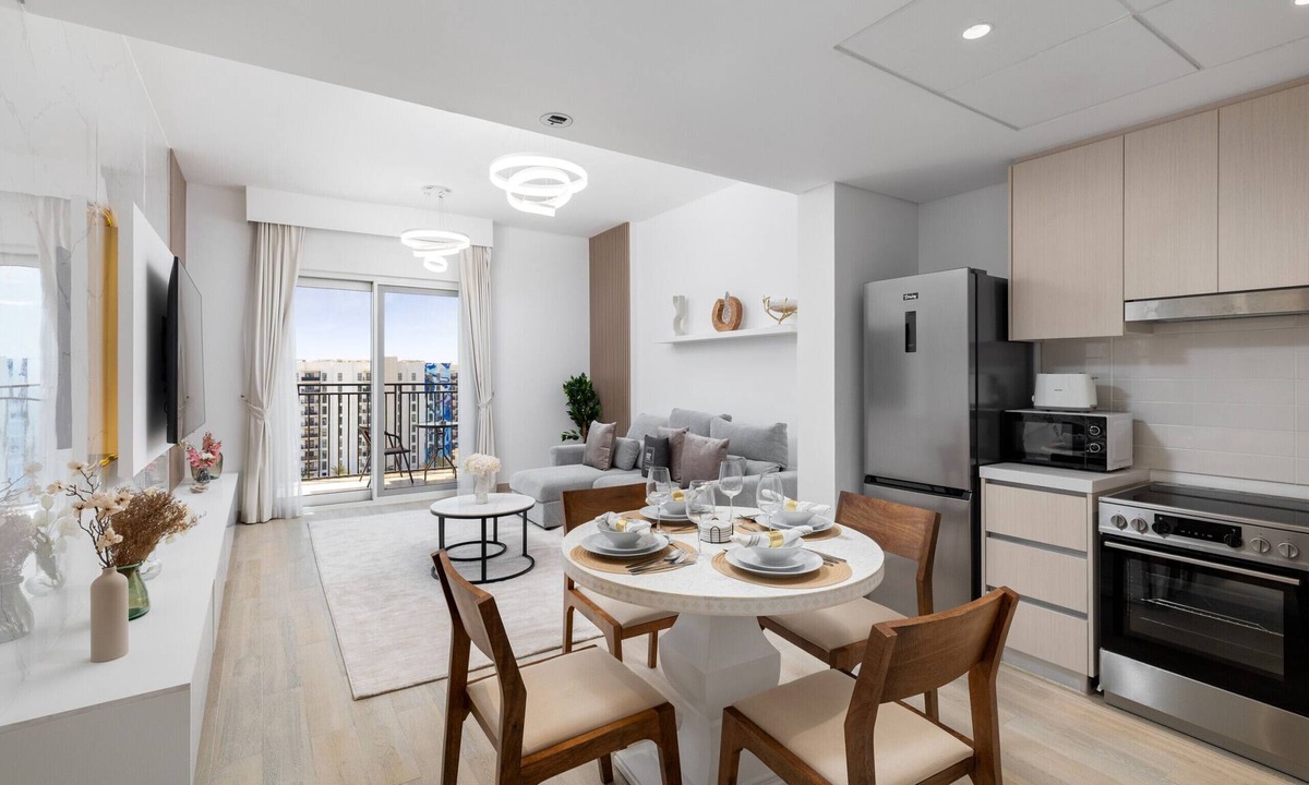 Abu Dhabi Apartment | Sleek Yas Getaway w/Ferrari World & Canal Views