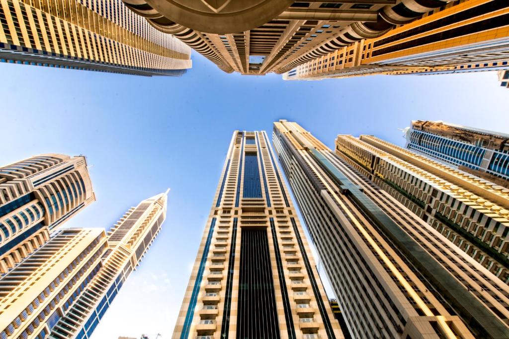 Dubai House | Small Budget Rooms for 'girls' only in Dubai, Marina