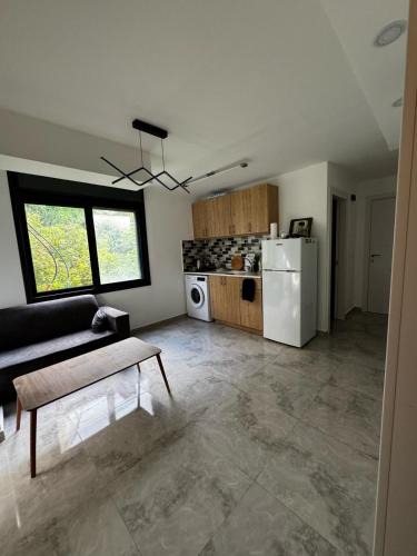 Haifa Apartment | Sophisticated Modern retreat