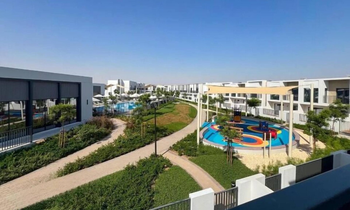 Dubai House | Spacious 3BHK Townhouse-Emaar South Golf