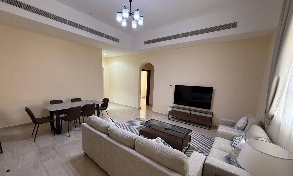Abu Dhabi Apartment | Spacious 4-bedroom apartment with WiFi, AC in terrific Shakhbout City