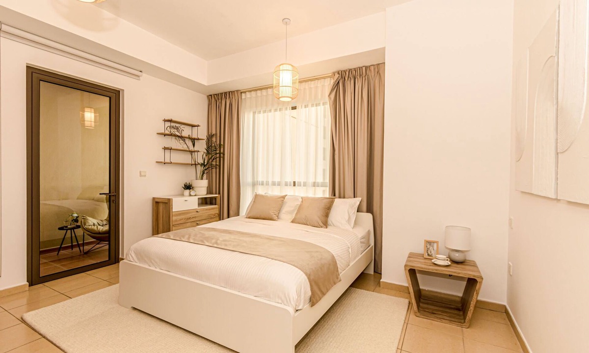 Al Sufouh 2 Apartment | Spacious 4-bedroom apartment with AC in marvelous Dubai