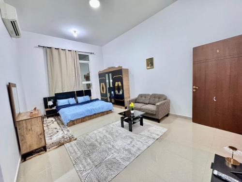 Abu Dhabi Apartment | Spacious studio near yas island and airpor