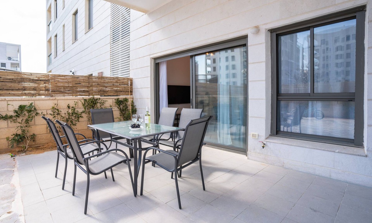 Nahariya Apartment | Splendid Achziv Garden Apartment
