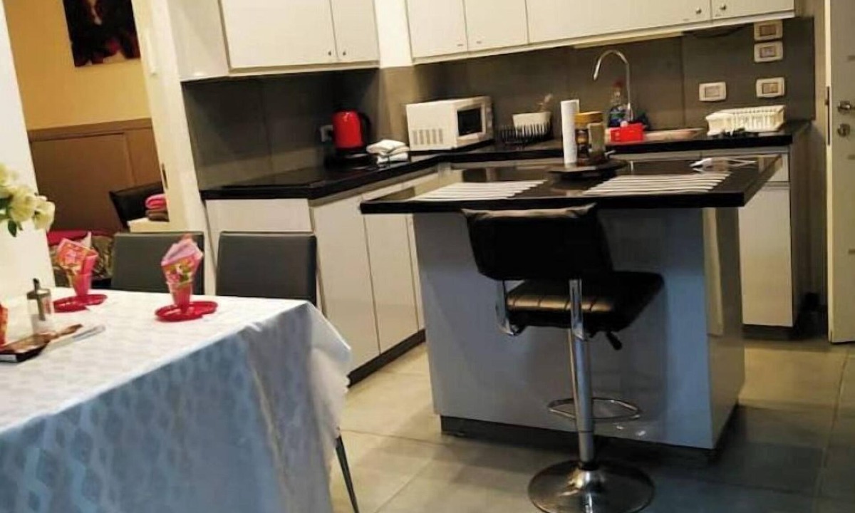 Bayit VeGan House | Splendid renovated 3-room apartment WIFI A/C terrace