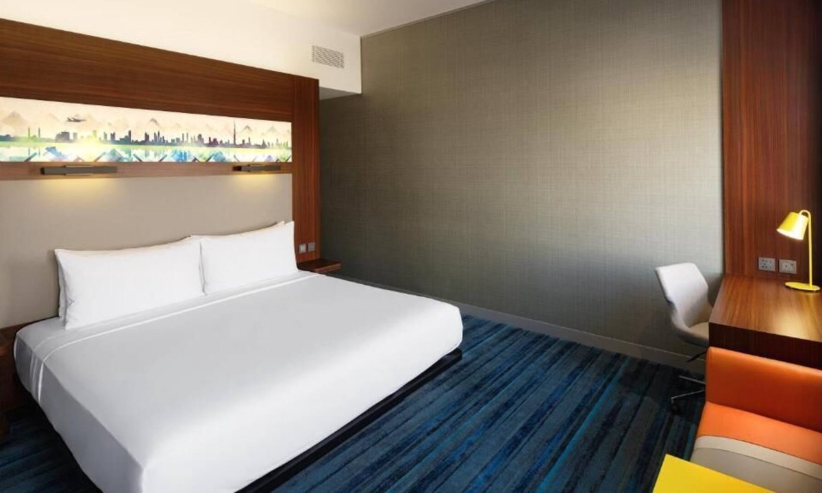 Dubai World Central House | Standard Room Near Makhtoom Airport Dubai
