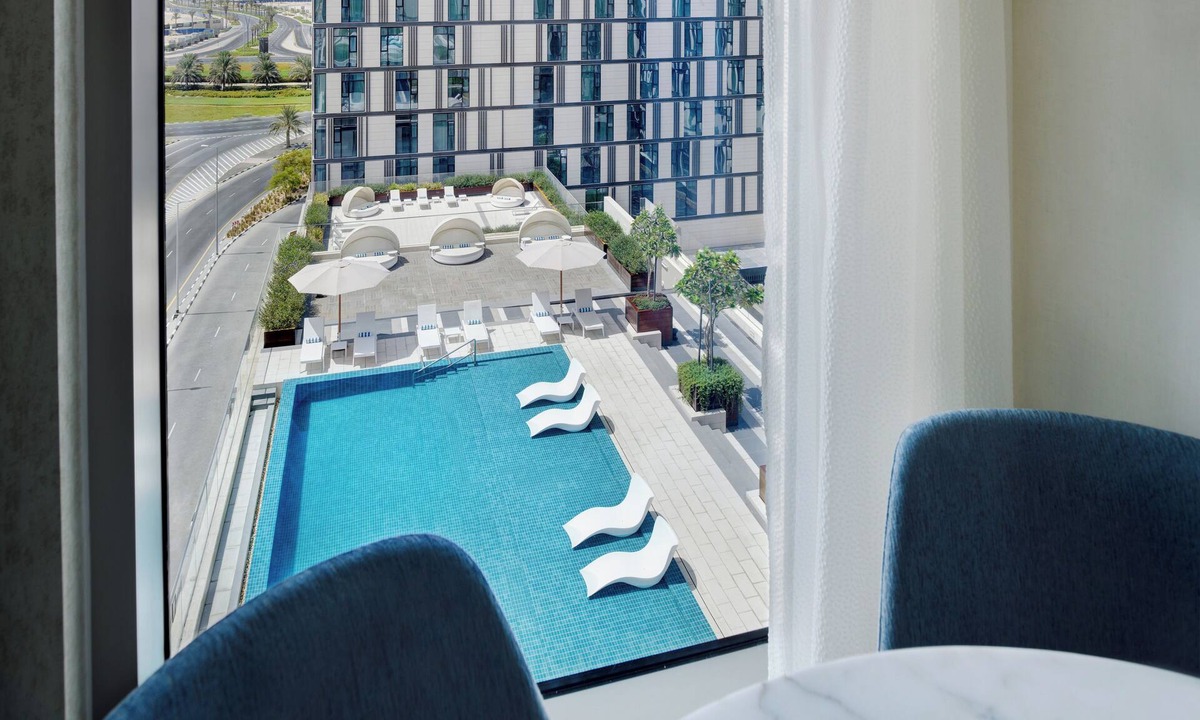 Dubai World Central Hotel | Staybridge Suites Dubai Al-Maktoum Airport by IHG