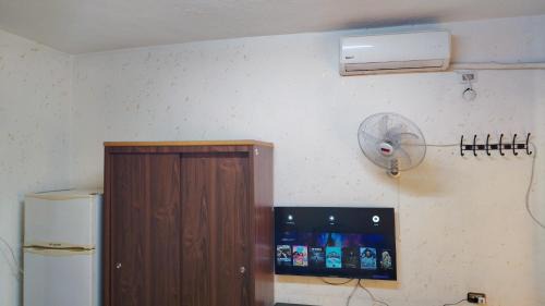Jabal Al-Hussein Apartment | stone house 1