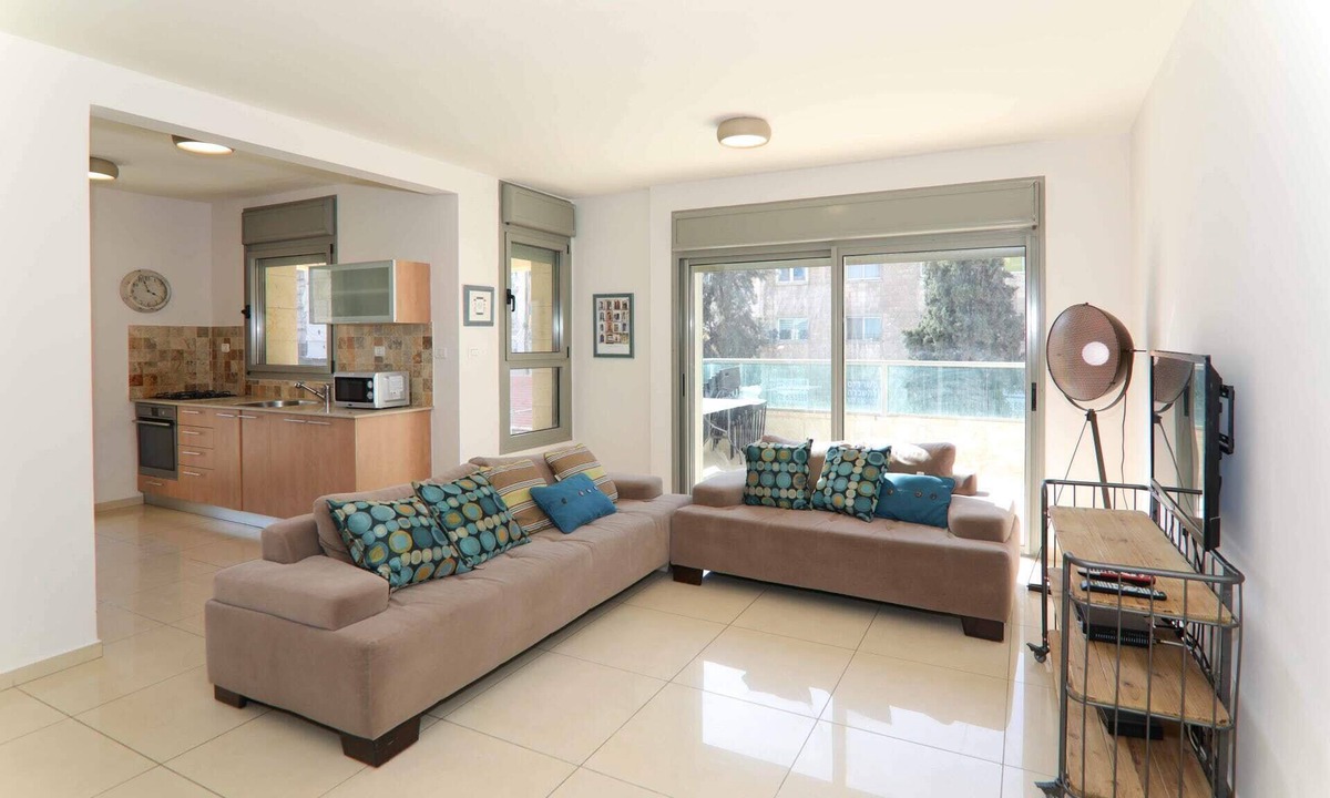 Jerusalem City Centre Apartment | Strauss Serenity - Three Bedroom Apartment, Sleeps 6