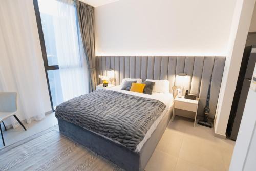 Sharjah Apartment | Studio in Aljada near to the Boulevard by Stay Bnb