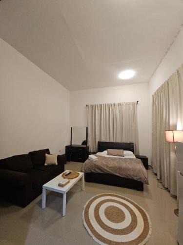 Al Ain Apartment | Studio jimi