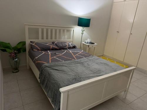 Al Khalidiyah Apartment | Studio Room with Private Bathroom & kitchen