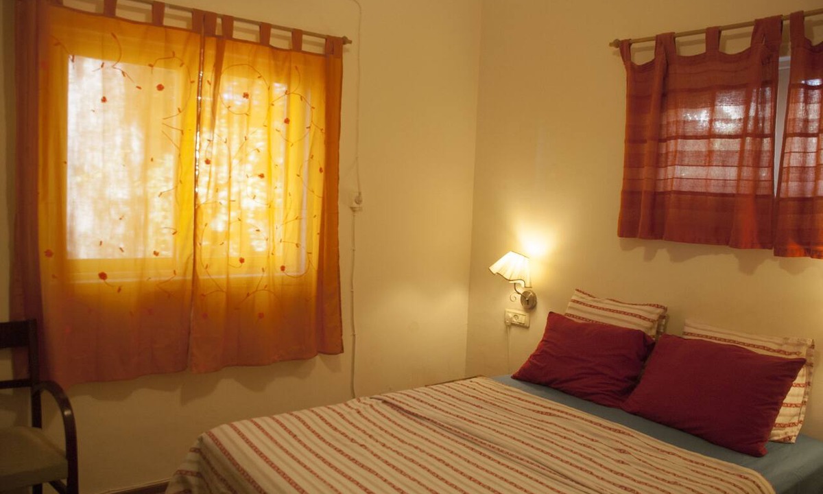 Herzliya Apartment | Studio with lovely garden