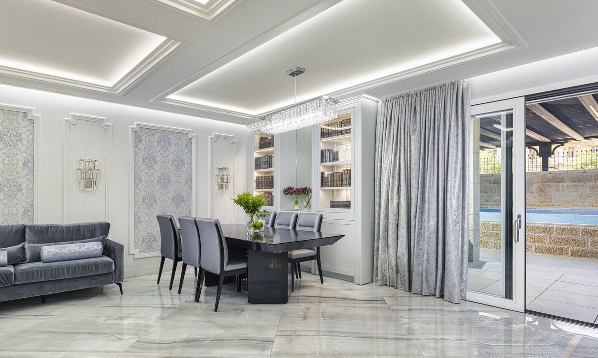 Jerusalem Apartment | Stunning 5 Bdrm W/Pool Jerusalem Estates