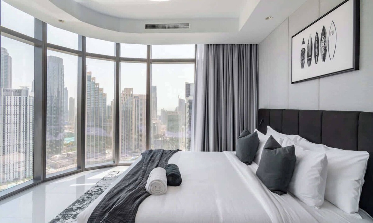 Downtown Dubai Apartment | Stunning Burj Khalifa View Apartment in Downtown