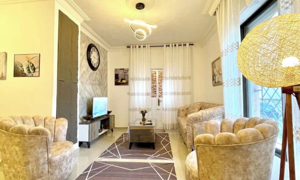 Al Jubeiha House | Stylish 2BR Apartment in Amman