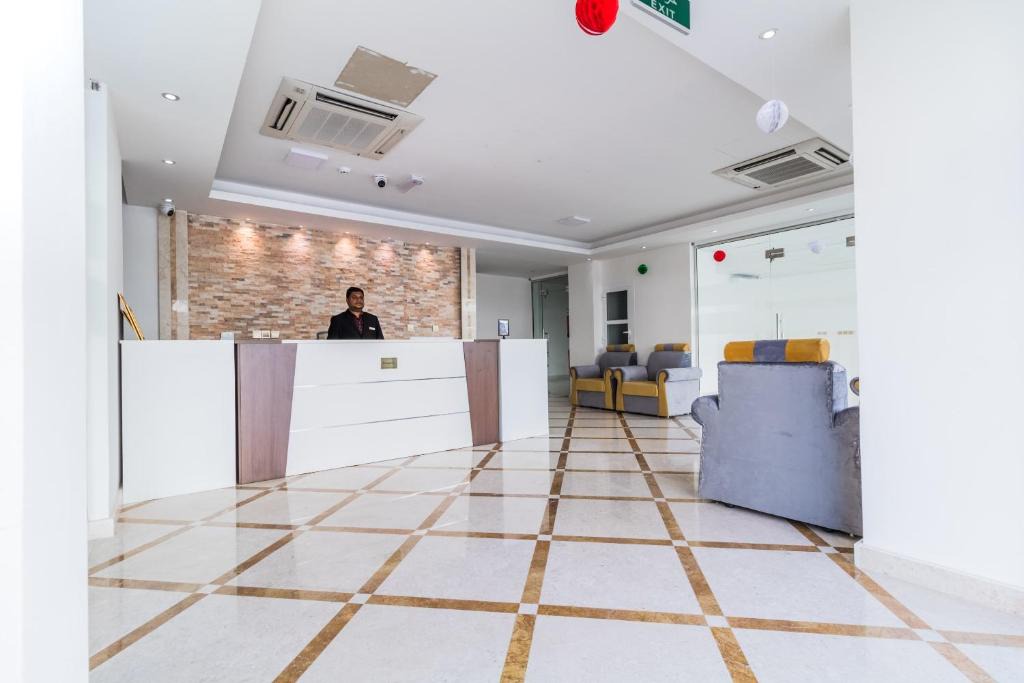 Seeb Hotel | Super OYO 106 Muscat Grand Hotel Apartment