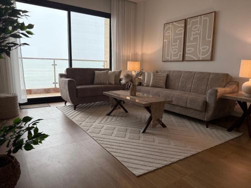 Taqah Apartment | Taqah Sea View I Stunning 3 Bedroom Apartment