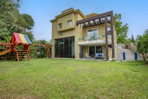 Tel Mond Bed & Breakfast | Tel Mond Complex - וילה מקסימה למשפחות עם ג'קוזי וסוויטה