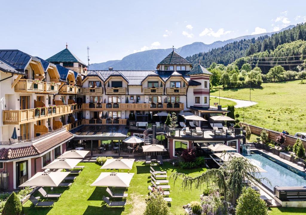 Almazzago Hotel | Tevini Dolomites Charming Hotel