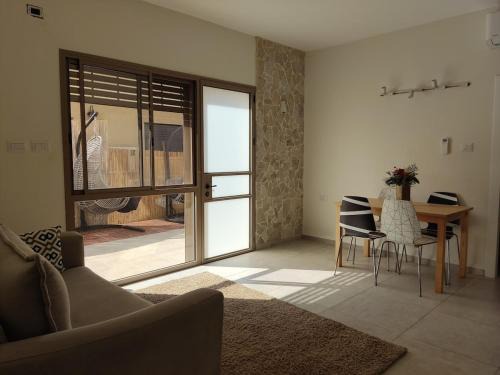 Sede Ilan Apartment | The corner in Sde Ilan