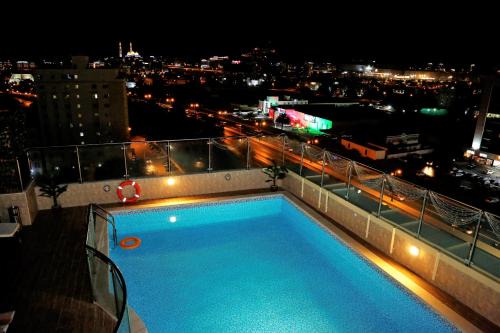 Al Ghubrah Ash Shamaliyyah Hotel | The Palace Hotel - فندق القصر
