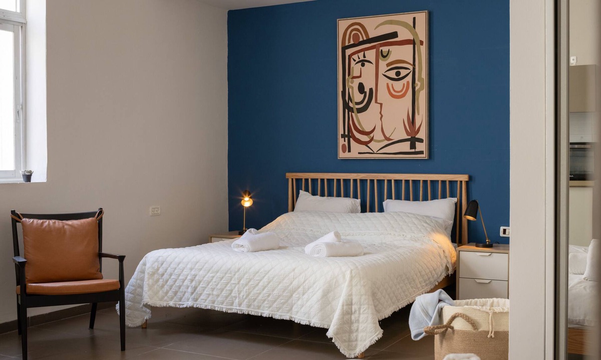 Haifa Apartment | The Printhouse Downtown Studio 10