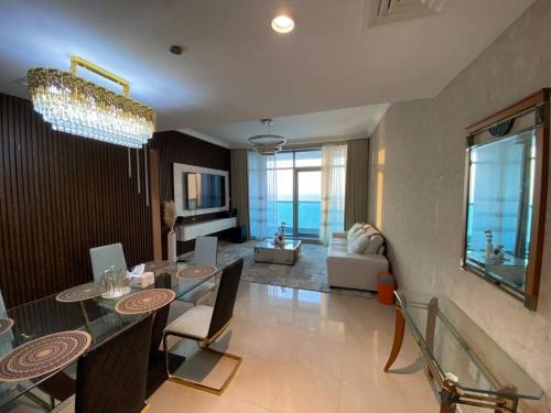 Rumailah Apartment | The Sea Facing Apartment