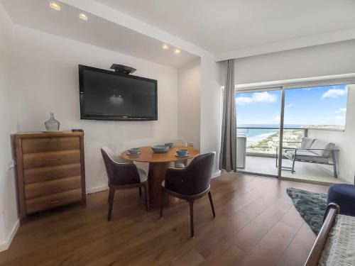 Herzliya Pituach Apartment | The Sharon Sunset Loft