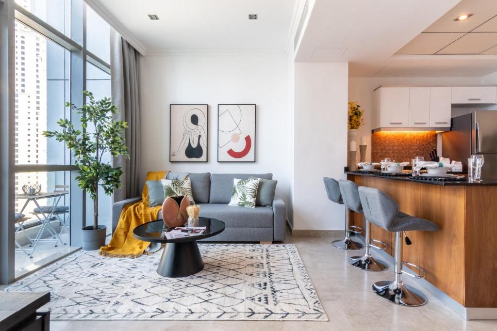 Jumeirah Beach Residence Apartment | The Smart Concierge - Bay Central