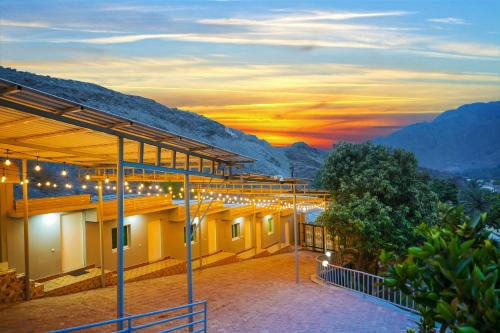 Al Kubus Villa | The Sunshine Farm by Al Dana Paradise Luxury 6BR Secluded Nature Mountains