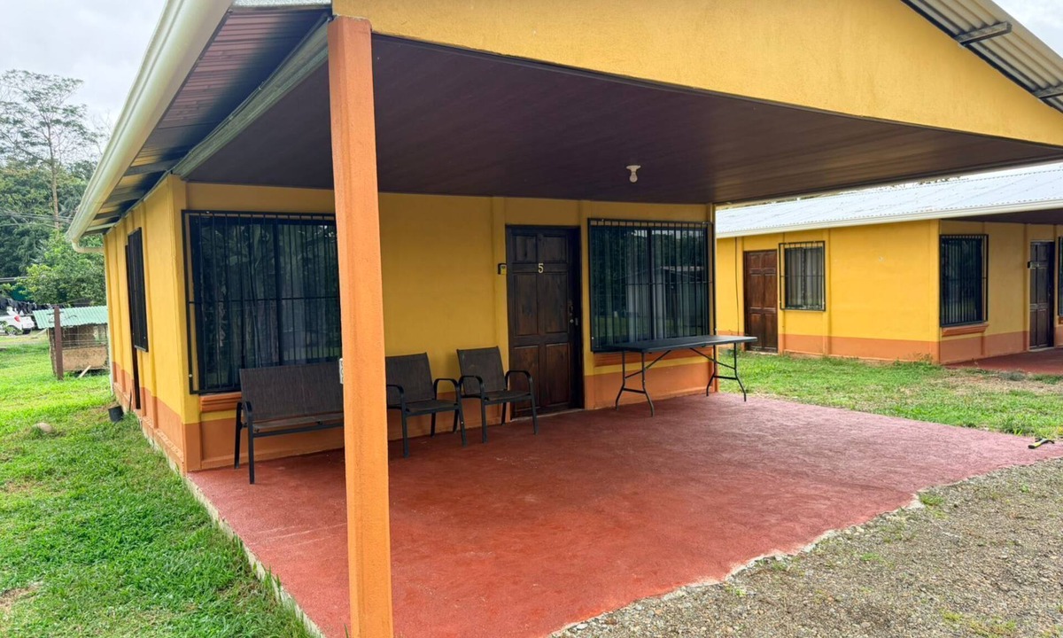 Puerto Viejo de Sarapiqui House | Ticary Natural Homes House for up to 4 guests near the river with WiFi,parking