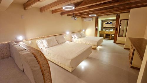 Santa Teresa Resort | Toro by Dreamcatcher