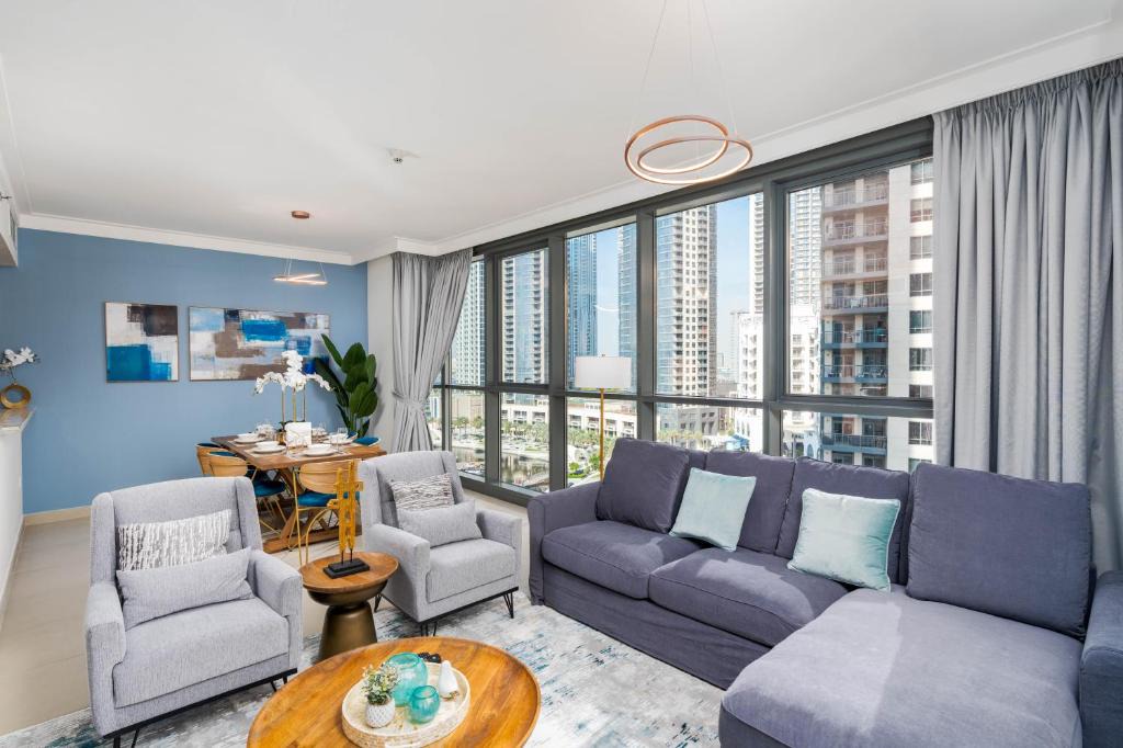Dubai Apartment | Ultimate Stay/7 people/Spacious/Dubai Creek with Marina Views
