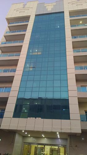 Madinat Zayed Apartment | Universe Holiday Homes Burjuman