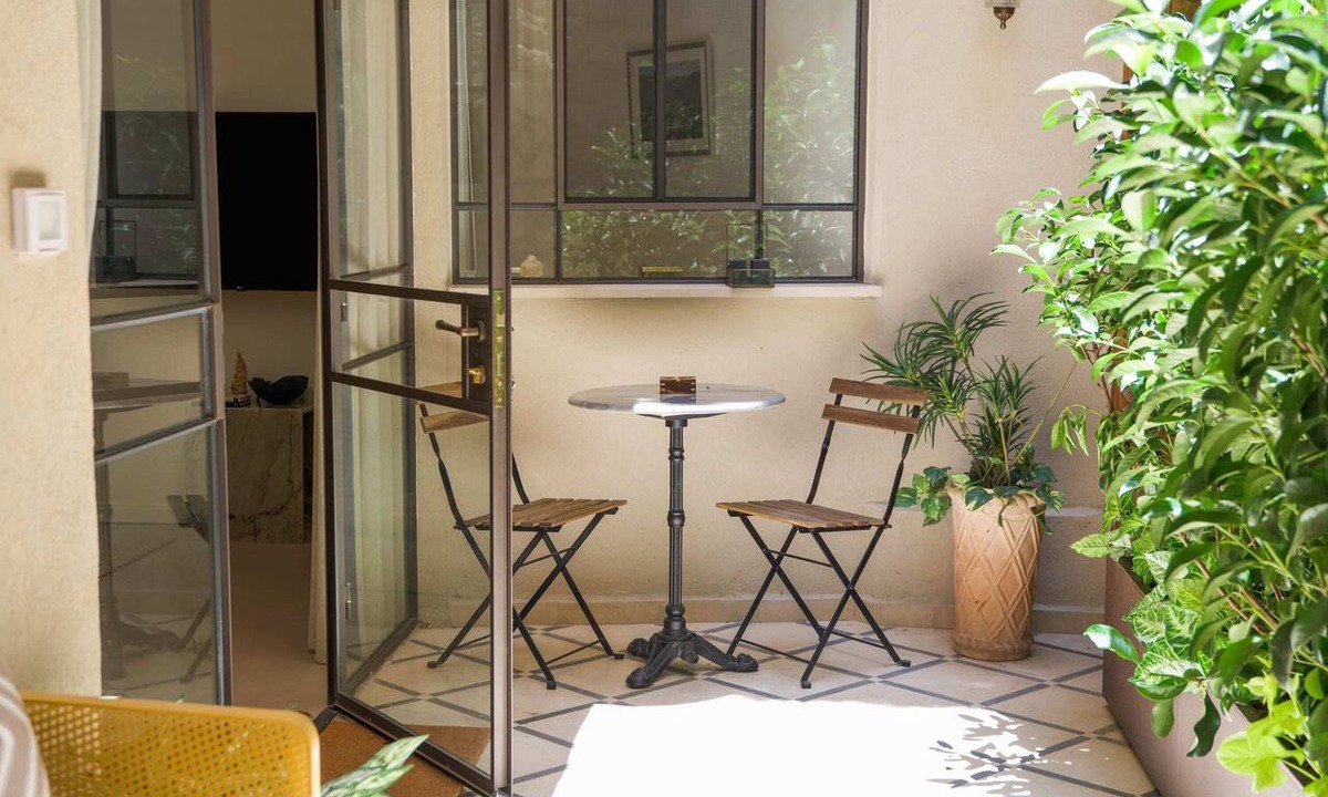 Jaffa Apartment | Urban Comfort with a Middle Eastern Flair