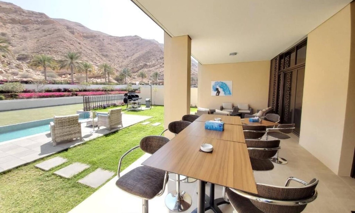 Muscat Villa | Villa Garden & Pool View