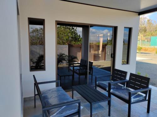 La Cruz Villa | Villas Brisas de Soley