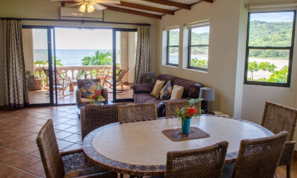 Playa Colorado Condo | Villas Iguana A4