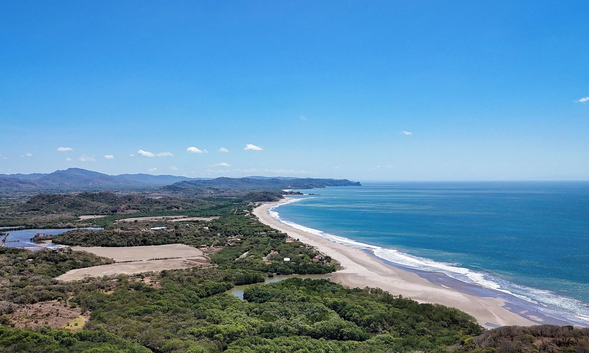 Popoyo House | Vista Popoyo 3BR Coastal Retreat with Surf & Mangrove Views