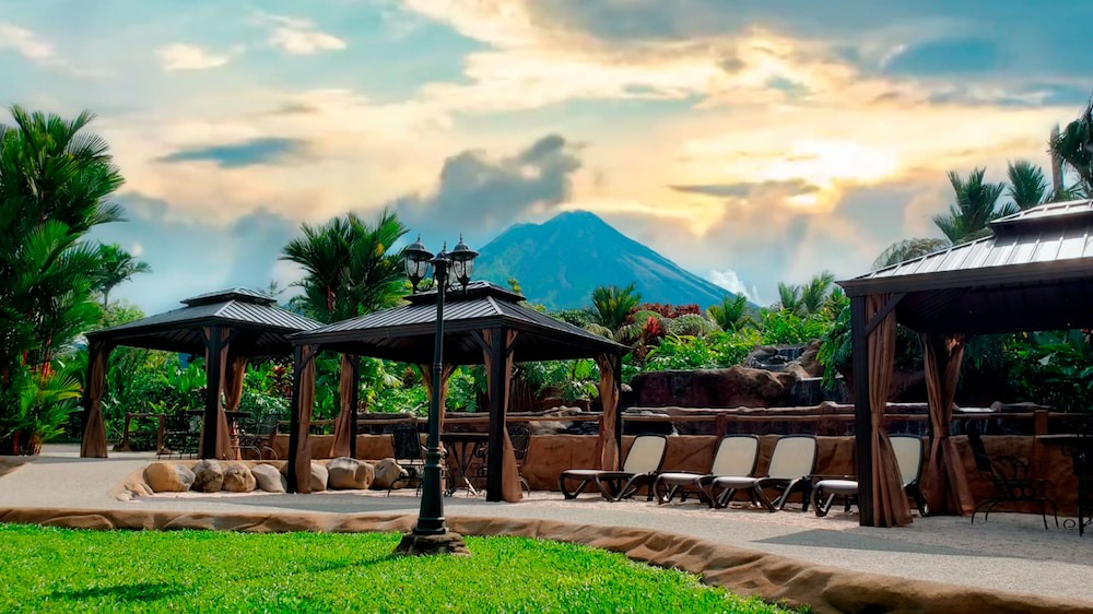 Palma Cabin | Volcano Lodge Hotel & Thermal Experience