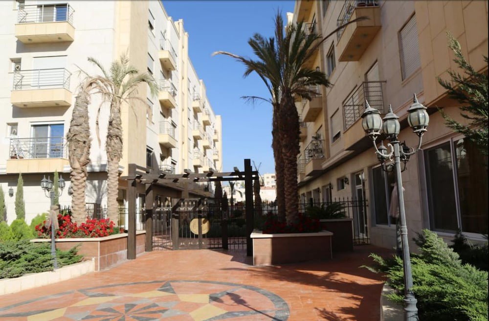 Amman Hotel | Western Gate Residence
