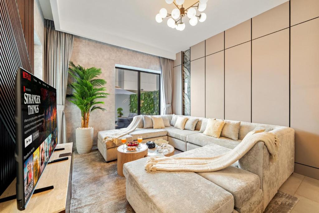 Abu Dhabi Apartment | Yas Island Gated Community Villas by Desert Key